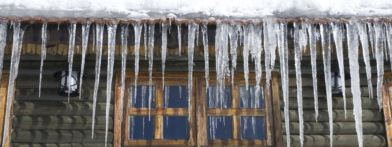 Spray foam prevents ice dams by providing proper insulation in Seattle attic spaces
